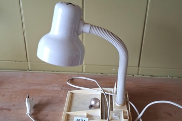 Afbeelding van Bureaulamp getest en werkend