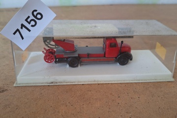 Afbeelding van Brekina Magirus-Deutz Magirus-Feuerwehr ladderwagen 00042 (1:87)