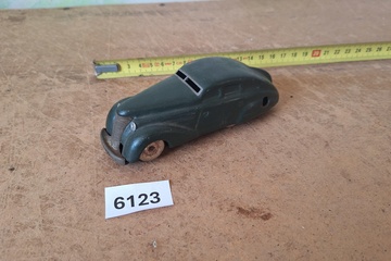 Afbeelding van Schuco, Stromlijn oldtimer sedan (donkergroen) – Gietijzer / Metaal