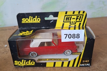 Afbeelding van Solido Bentley Continental 1512 rood/wit (1:43)