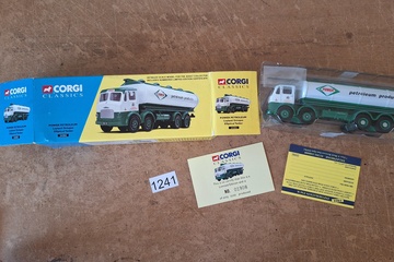 Afbeelding van Corgi Classics PowerPetroleum Leyland Octopus 24202