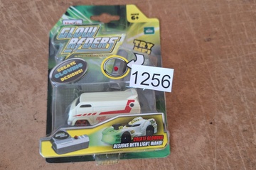 Afbeelding van Maisto Glow Riders in blister