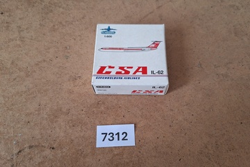 Afbeelding van Schabak Ilyushin Il-62 "CSA Czechoslovak Airlines" miniatuurvliegtuig (1:600)