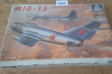 Afbeelding van Italeri MiG 15 Soviet Fighter 1:72