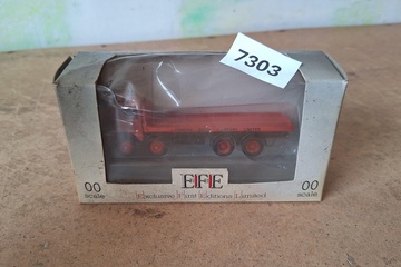 Afbeelding van EFE AEC Mammoth 8-wielige platte vrachtwagen "London Brick Co." (1:76 / OO scale) [1]