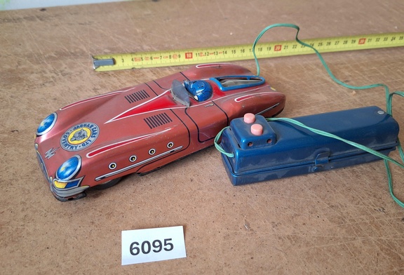 Afbeelding van Blikken Speelgoed, modelauto's & Militaire Modelbouwdozen veiling Startprijs 1 euro (verzending mogelijk)