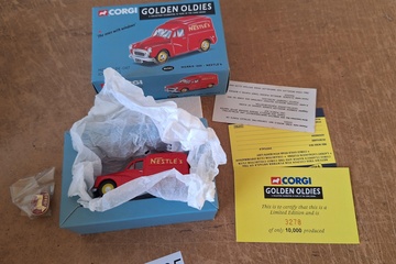 Afbeelding van Corgi Golden Oldies Nestlé's 06502