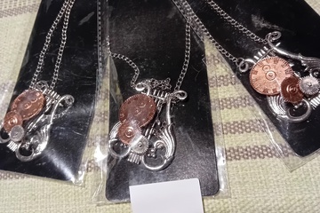 Afbeelding van hangers met ketting