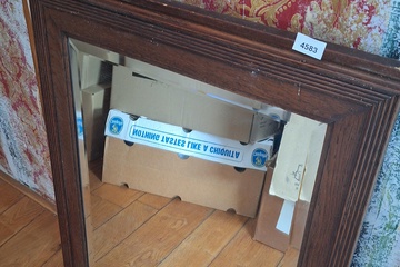 Afbeelding van Spiegel in houten kader