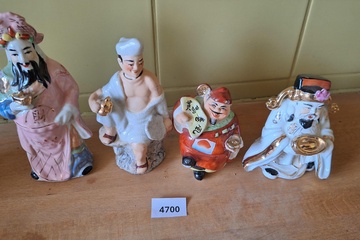 Afbeelding van Chinese beeldjes 4 stuks