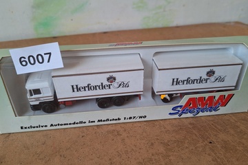 Afbeelding van AMW Spezial, MAN F2000 LKW-Zug 'Herforder Pils', 1:87