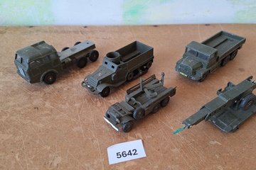 Afbeelding van Dinky Toys militaire voertuigen