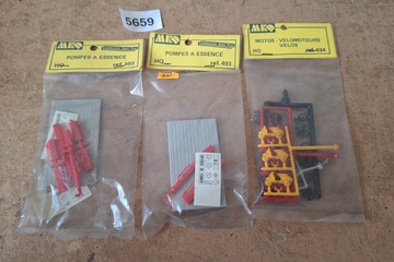 Afbeelding van MK Collection Alain Pras Pompes a Essence & Motos Velos Set HO