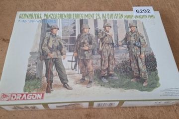 Afbeelding van Dragon, Grenadiers Panzergrenadierregiment 25 HJ Division nr. 6292 modelbouwset 1:35