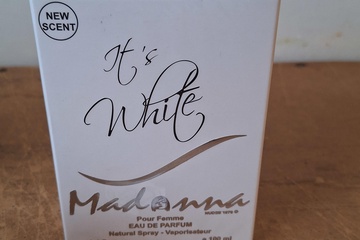 Afbeelding van Madonna White Eau de Parfum nieuw 100ml