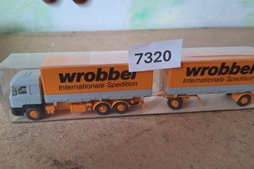 Afbeelding van Wiking MAN F8 "Wrobbel Internationale Spedition" vrachtwagen met wissellaadbakken (1:87)