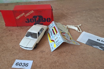 Afbeelding van Solido Edition Limitee, BMW 530 Ecurie Kinley Spa 1978 #3 met stickers en accessoires, 1:43
