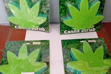 Afbeelding van cannabis schrobbers 4 stuks