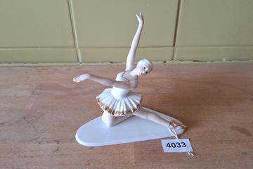 Afbeelding van Beeldje Ballerina H 15cm