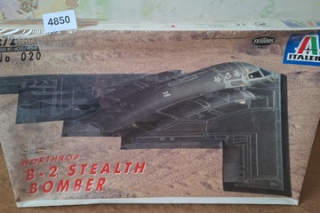 Afbeelding van Italeri Northrop B-2 Stealth Bomber