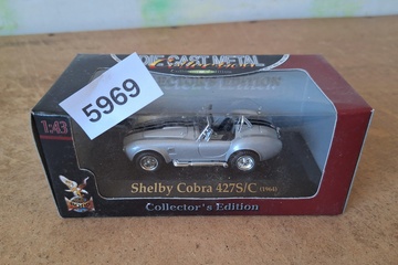 Afbeelding van Road Signature Collector's Edition, 1964 Shelby Cobra 427S/C Silver, 1:43