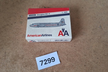 Afbeelding van Schabak Douglas DC-4 "American Airlines" miniatuurvliegtuig (1:600)