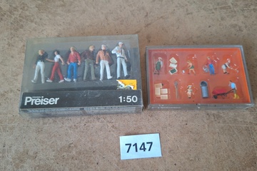 Afbeelding van Preiser Assortiment miniatuurfiguren waaronder reizigers en tuiniers, set van twee doosjes (1:50 / 1:87)