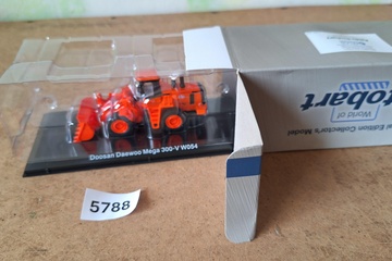 Afbeelding van Atlas Editions World of Stobart, Doosan Daewoo Mega 300-V Wheel Loader W054, 1:76