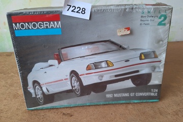 Afbeelding van Monogram 1992 Mustang GT Convertible modelbouwdoos 85-2990 (1:24)