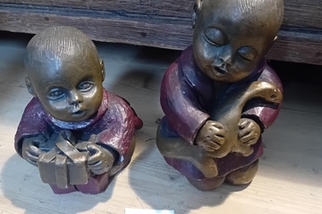 Afbeelding van Beeldjes kind 2 stuks