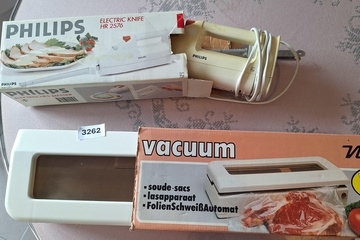 Afbeelding van Philips Vleessnijmes elektrisch & Vacuum apparaat getest en werkend