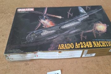 Afbeelding van Dragon Golden Wings Series Arado Ar234B Nachtigall 1:72