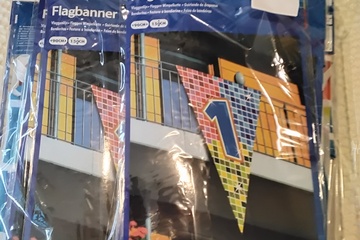 Afbeelding van 12x Vlaggenlijn cijfer 1