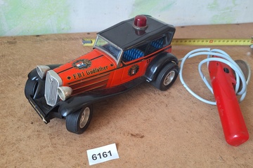 Afbeelding van Marlon, "FBI Godfather" oldtimer politieauto (kabelbestuurd)
