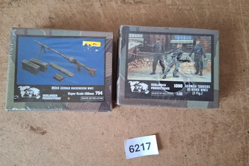 Afbeelding van Verlinden Productions, Set van 2 militaire modelbouwsets (MG34 machinegeweer en German Tankers)