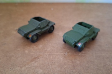 Afbeelding van Dinky Toys Scout Gar 2 stuks