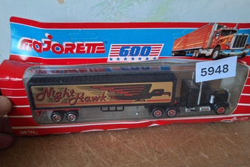 Afbeelding van Majorette Serie 600, Kenworth Semi-Truck 'Night Hawk', 1:60