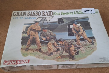 Afbeelding van Dragon, Gran Sasso Raid (Otto Skorzeny & Fallschirmjäger) nr. 6291 modelbouwset 1:35