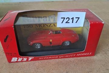 Afbeelding van Best Model Ferrari 750 Monza Scaglietti diecast model in displaybox (1:43)