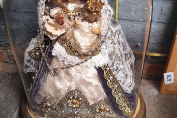 Afbeelding van Stolp met pop