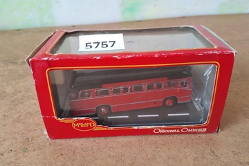 Afbeelding van Corgi The Original Omnibus Company, BMMO CM5T Motorway Coach 'Midland Red', 1:76