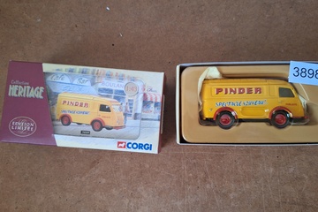 Afbeelding van Corgi Collection heritage Pinder