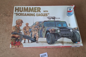Afbeelding van ESCCI, Hummer with "Screaming Eagles" modelbouwset (in originele verpakking)