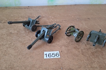 Afbeelding van Dinky Toys ea Militair materiaal miniatuur