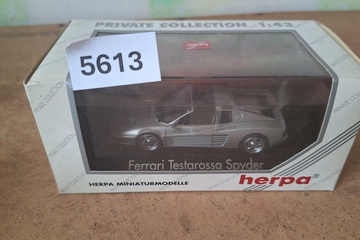 Afbeelding van Herpa Ferrari Testarossa Spyder 1:43