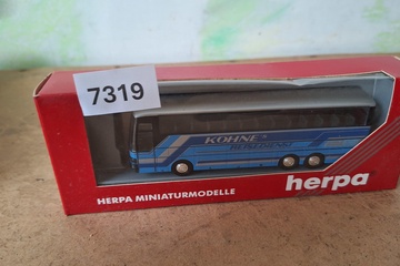 Afbeelding van Herpa Mercedes-Benz O 404 "Kohne's Reisedienst" touringcar (1:87)