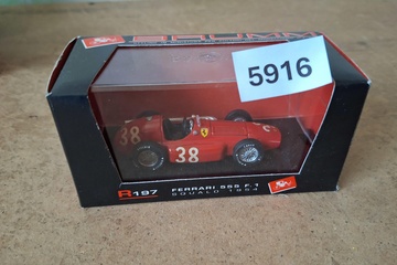 Afbeelding van Brumm, Ferrari 553 Squalo F1 1954 Spanish GP Winner #38 M.Hawthorn, 1:43