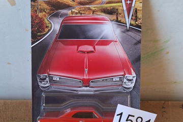 Afbeelding van Hot Wheels Silver Series in blister 