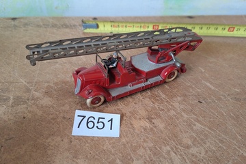 Afbeelding van Dinky toys Voiture de Pompiers Delahaye