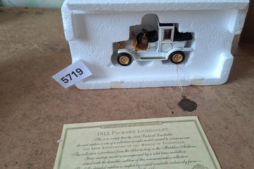 Afbeelding van Matchbox Models of Yesteryear, 1912 Packard Landaulet, 1:44